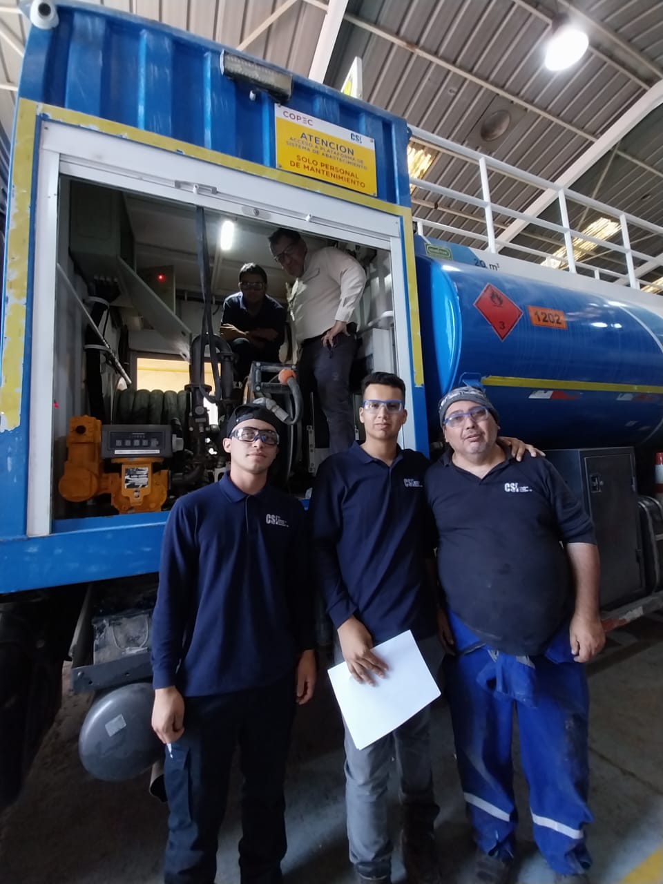 Capacitación teórica y práctica en mantenimiento para mecánicos de Talleres de Mantención Flota (1).jpeg